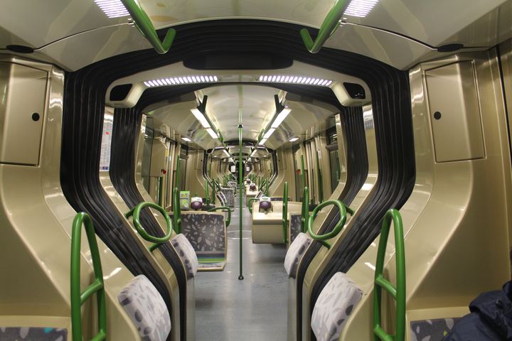 Intérieur d'une rame Translohr du T6
