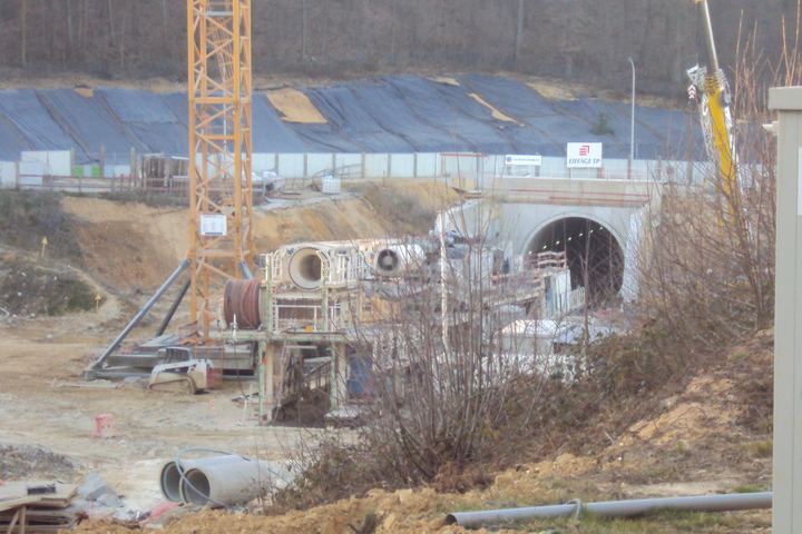Entrée du tunnel du T6 en travaux, mars 2014