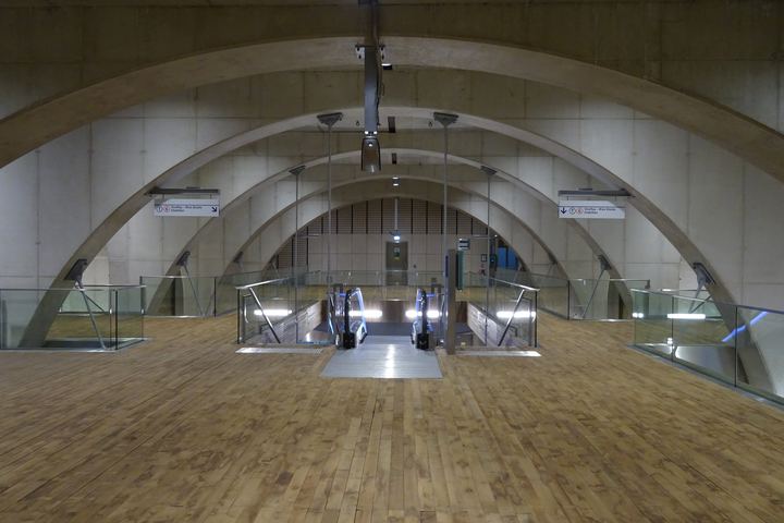 Hall supérieur de la station Viroflay-Rive-Gauche